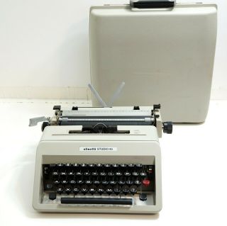 Olivetti Studio 45 Gray Typewriter With Case And Great Circa 1970