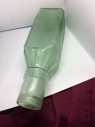 16 Shoulder Panels Cathedral Pickle Jar Bottle Rolled Lip 1800s Green