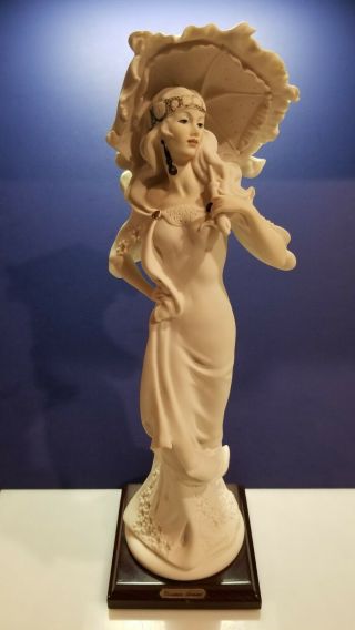 Giuseppe Armani Figurine " Lady With Umbrella " Florence Sculpture D 