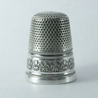 Antique German Solid Silver Thimble Fleur De Lys Frieze 800 Silver Marks Crisp