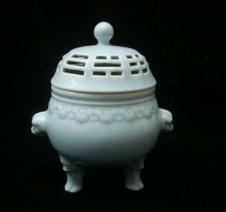 Fine Old Chinese Celadon Glaze Porcelain Cover Censer Marked " Qianlong "