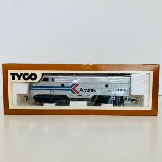 Vintage Tyco Amtrak Set F7A Locomotive 4316 & 3 Lighted Streamliner Cars HO 2