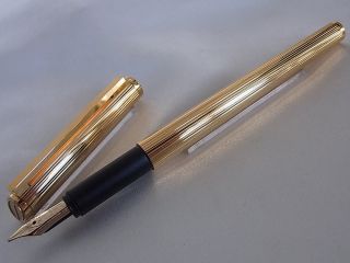 Dunhill Gemline Fountain Pen Gold Plated 14k B Nib