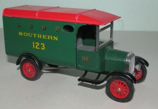 Matchbox Models Of Yesteryear Code 3 Ford Tt Van L.  S.  W.  R.  Southern Railway