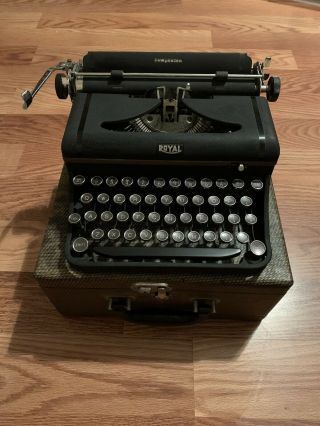 Vintage 1941 Royal Typewriter,  Black,  Portable Case -