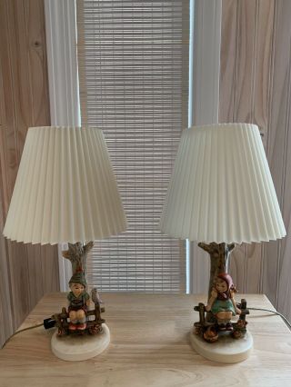 A Set Of 2 Hummel Goebel Lamps “just Resting” -