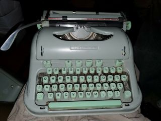 1963 Hermes 3000 Typewriter With Case