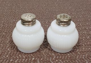 Vintage White Milk Glass Ribbed Silver Metal Top Salt And Pepper Shakers