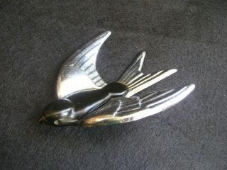 Vintage 1950s " Tom Tit " Swallow Car Rad Cap Mascot - Bakelite Bird Hood Ornament