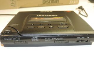 Vintage Sony Discman D - 303 Cd Compact Player 2