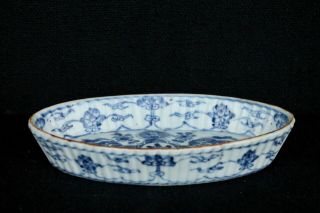 A Kangxi Period Vide Poche Chinese Export Porcelain Ca.  1700