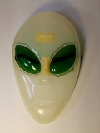 Glow In The Dark Alien Mask.  Area 51.  Vintage
