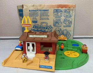 Vintage Fisher Price Little People Mcdonalds Restaurant Deluxe Playset W/ Box