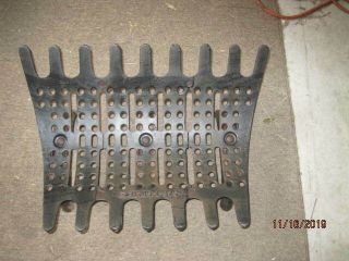 Vintage Nos Sat - T - Grate Fireplace Fire Grate Cast Iron With 3 3/4 In.  Legs Black