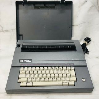 Vintage Smith Corona Sl 470 Electric Typewriter With Case Gray Correcting