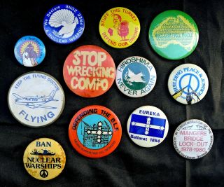 17 1970s Australian Labor & Liberal Party Political Slogan Electioneering Badges