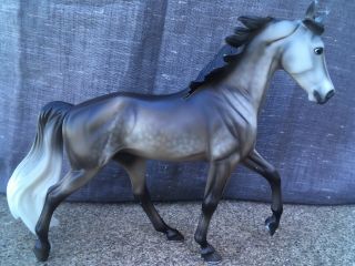 Breyer Horse 585 Bluegrass Bandit Dapple Grey Tennessee Walking Horse
