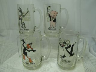 4 - 1975 Warner Bros.  Looney Tunes Glass Mugs Bugs Sylvester,  Porky & Daffy