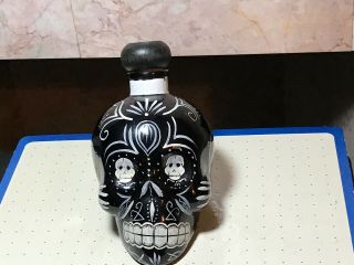 Kah Skull Tequila Bottle Rare Black Day Of The Dead Painted 750 Ml - G - 27