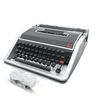 Vintage Olivetti Lettera Dl Portable Typewriter Black Silver W/ Reels - Italy