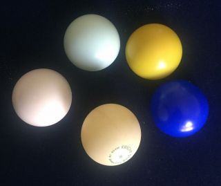 Vintage Magic Trick Apparatus Multiplying Multi - Color Ping - Pong Balls 1970 