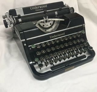 Black Underwood Champion Typewriter With Case 1938