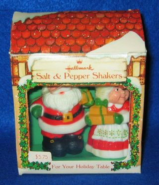 Vintage Christmas Salt And Pepper Shakers Santa And Mrs Claus 3 " Hallmark W Box