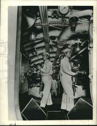 1941 Press Photo Inside View Of Men At Work In A Japanese Navy Submarine