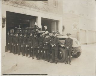 San Francisco Fire Dept Sffd Undated Photo Of Apparatus & Firemen In Good Cond.