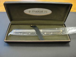 Vintage Sterling Silver Parker 75 Fountain Pen 14k Gold Nib 66 W/ Orig Case