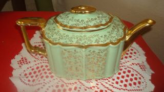 Vintage Hall Benjamin Teapot Celadon Green & Gold Trim Victorian Line 1940 - 50 