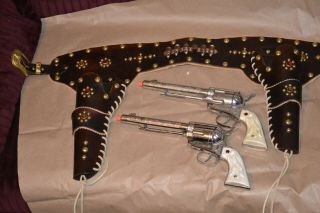 Vintage Rare Nichols Stallion 45 Cap Guns With Leather Holster