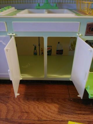 RARE WOLVERINE TOY CO.  SEARS KITCHEN CENTER SUNNY SUZY BARBIE SIZE PLAYSET 3