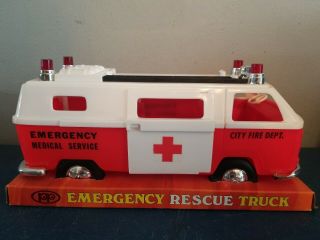 Processed Plastic Emergency Medical Fire Department Rescue Volkswagen Truck Toy