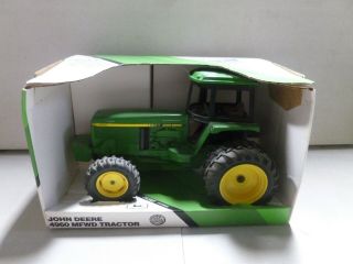Ertl John Deere 4960 Mfwd Tractor 1/16