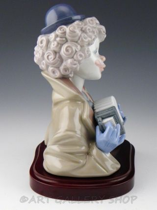 Lladro Figurine FINE MELODY CONCERTINA CLOWN HEAD BUST & WOOD BASE 5585 2