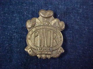 Orig Ww2 Cap Badge " Pwor " Prince Of Wales Own Regiment With Slide