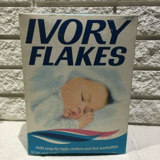 Vintage Ivory Flakes Soap 32oz Giant Size Box Full Antique Baby Clothes 1974 - 78