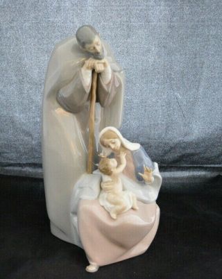 Lladro Blessed Family Joseph On Staff,  Mary,  Child Jesus 1499 Porcelain Figurine