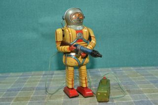 Earthman Astronaut Robot Nomura Japan Tin Litho Vintage Toy Parts Restoration