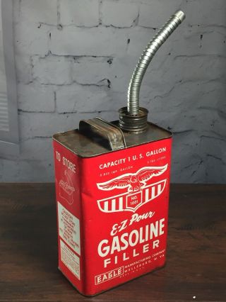 Vintage E - Z Pour Gasoline Filler Eagle Mfg.  Co.  Gas Service Station 1 Gallon Can