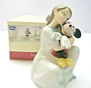 I Love You Mickey Mouse Girl Hugging Figurine Nao Disney By Lladro 1641