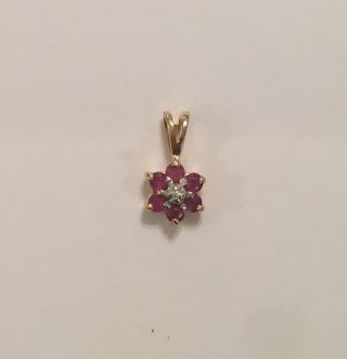 Vintage 10k Yellow Gold Ruby & Diamond Flower Floral Pendant / Necklace