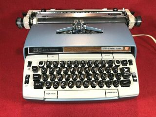 Smith Corona Electra 220 Electric Typewriter Vintage Portable Type Case