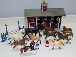 Breyer Stable & Horse Play Set - Red Barn & Horses - Ponies