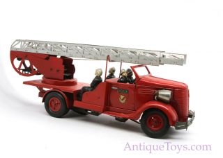 Vintage Vebe French Pressed Steel Tin Windup Fire Engine Ladder Truck W/lights