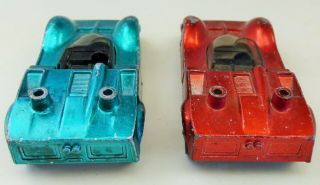 RED LINE HOT WHEELS 1969 CHAPARRAL 2G METALLIC RED AND AQUA COLOR DIE CAST CARS 3
