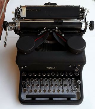 Royal Regal Precision Typewriter 1939 Glass Keys Khy - 39 - 108583