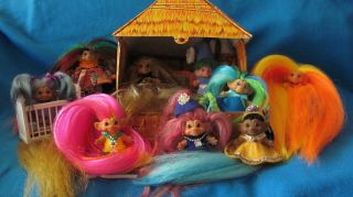 Vintage 60s Ideal Stik Shack Plastic Troll House,  Ten 3 " Trolls Doll Toys Clothes