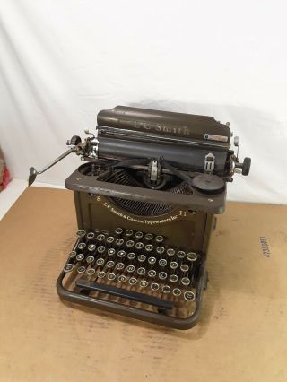 Vintage Lc Smith Corona Typewriter No.  8 - 11 Army Green